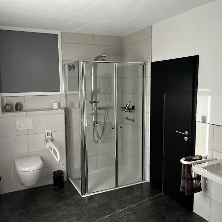 Am Dillich - Hunde Willkommen - Eigener Eingezaeunter Garten - Ruhige Lage Διαμέρισμα Borken (Hessen)