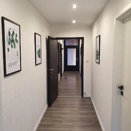 Am Dillich - Hunde Willkommen - Eigener Eingezaeunter Garten - Ruhige Lage Borken (Hessen)