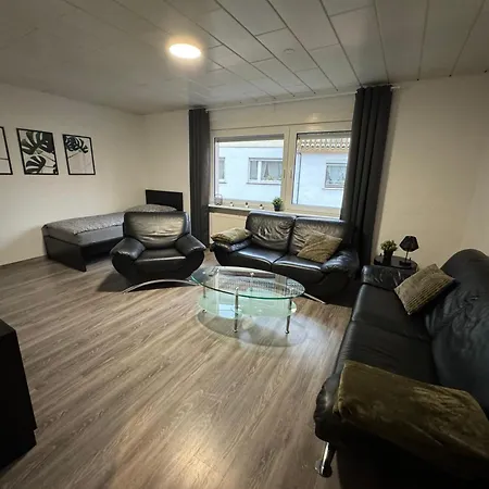 Διαμέρισμα Am Dillich - Hunde Willkommen - Eigener Eingezaeunter Garten - Ruhige Lage *