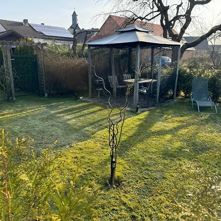 Apartment Am Dillich - Ruhige Lage - Eigener Garten - Direkt Neben Einem Natursee *