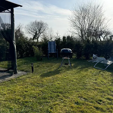 Apartmán Am Dillich - Hunde Willkommen - Eigener Eingezaeunter Garten - Ruhige Lage Borken (Hessen)