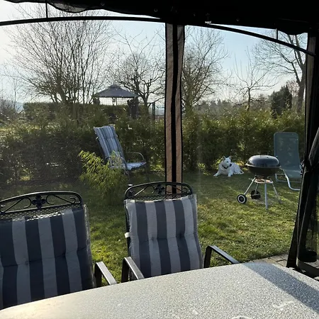 Apartment Am Dillich - Ruhige Lage - Eigener Garten - Direkt Neben Einem Natursee